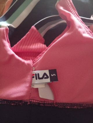 Top deportivo Fila rosa con tirantes