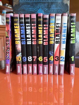 BLAME! Coleccion completa 10 tomos + BLAME! NOISE