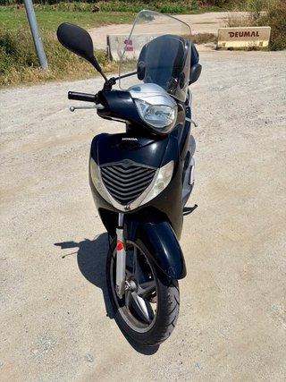 Honda SH 125i ¡RECIÉN REVISADA Y LISTA PARA RODAR!