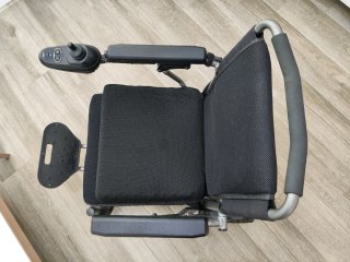 Silla de ruedas eléctrica KITTOS CITY. Como nueva.