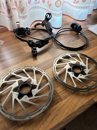 Frenos SRAM Code RSC
