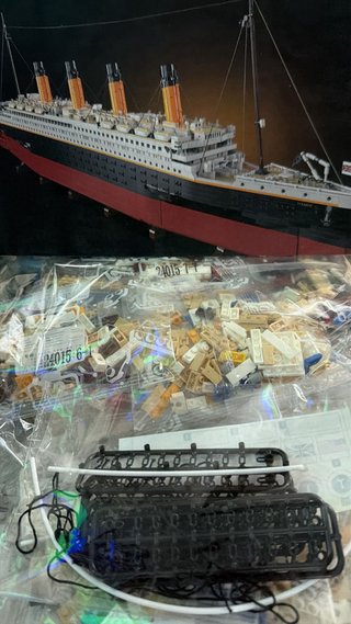 Maqueta Titanic tipo Lego 9090 piezas