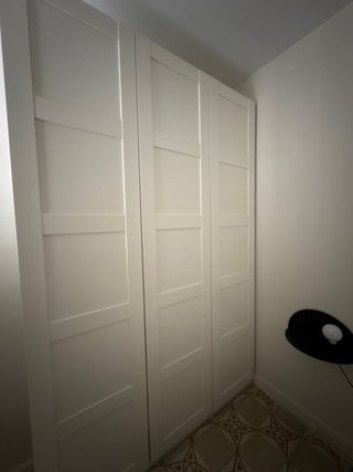 Estructura Pax Ikea con puertas