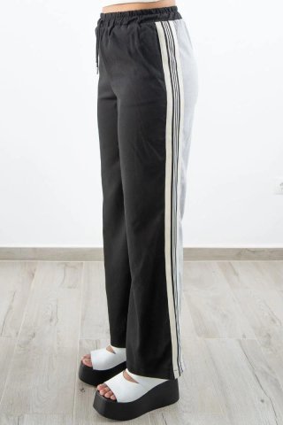 Pantalón Jogger Bicolor con Franjas