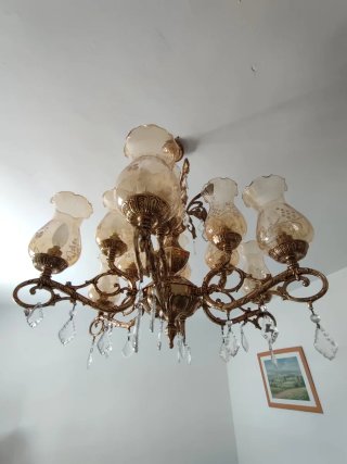 Lámpara de bronce para salón