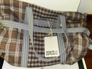 Bolso Zara Marrón Multicolor bad bunny con caja