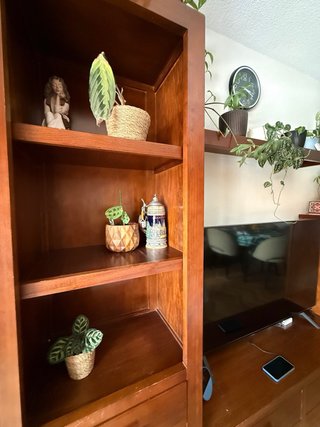 Mueble TV y botellero madera