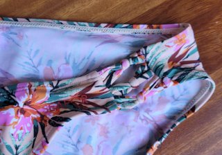 Bikini estampado floral talla 46