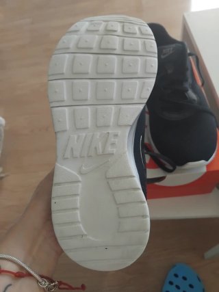 Zapatillas Nike Negras y Grises