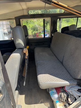 Land Rover Defender 2004