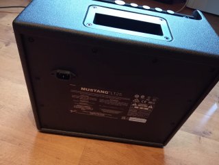 Amplificador Fender Mustang LT25