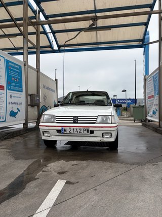 Peugeot 205 1994