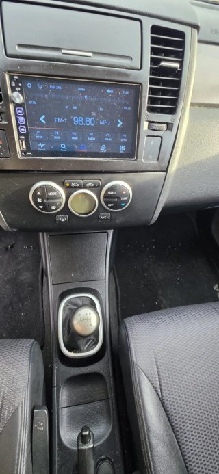 Nissan Tiida 2009