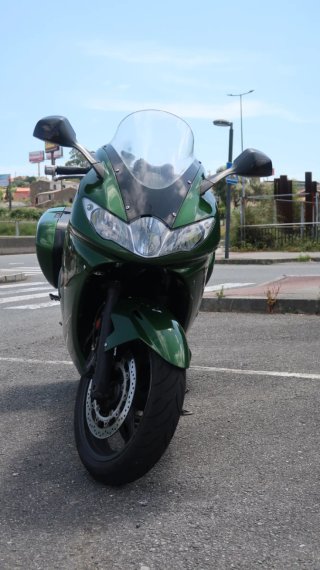 Triumph Sprint GT 1050 Verde
