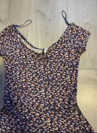 Vestido floral Stradivarius