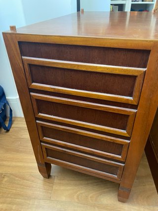Escritorio clásico madera y cuero