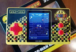 Iconic Arcade Pac-Man Handheld 3 Giochi Pacman
