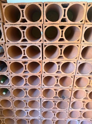 Botellero de barro para botellas hasta 1,5L