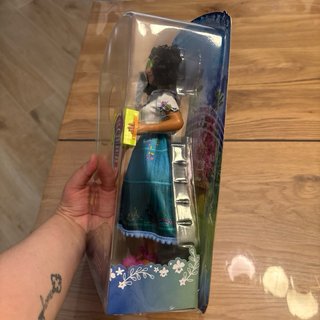 Bambola Mirabel Disney Encanto Canta e Suona