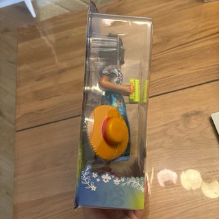Bambola Mirabel Disney Encanto Canta e Suona