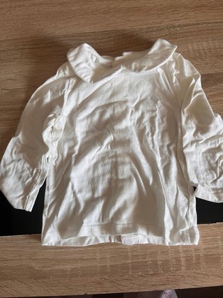 Camiseta bebé manga larga cuello Peter Pan