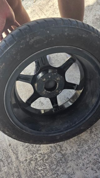 Llantas 15 4 x 100 de coche negras juego de 4