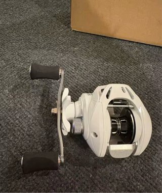 Carrete de pesca casting