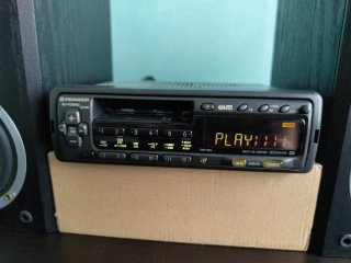 Radio Pioneer retro con Bluetooth