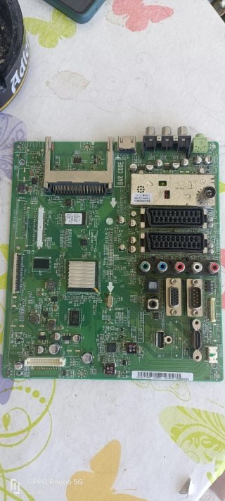 Fuentes y main board diferentes