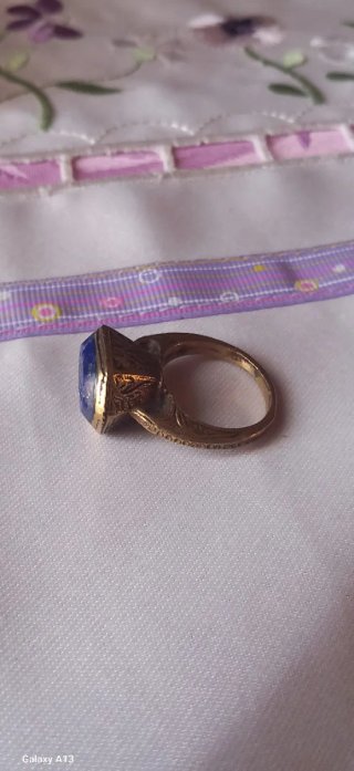 Anello sigillo afghano lapislazzuli oro