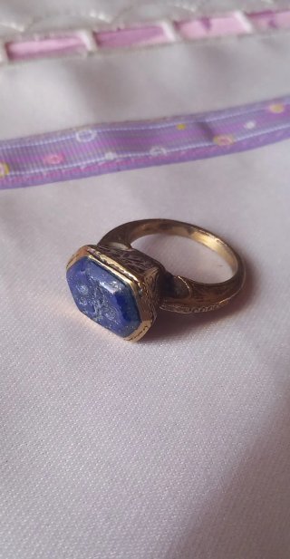 Anello sigillo afghano lapislazzuli oro