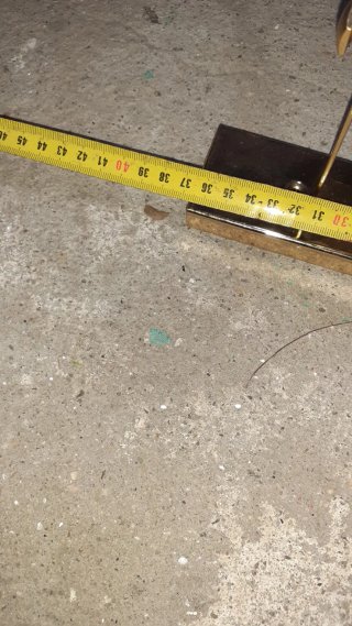 Lámpara de mesa dorada doble sin usar