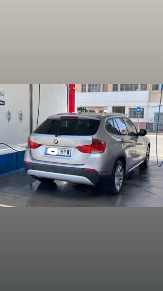 BMW X1 2011