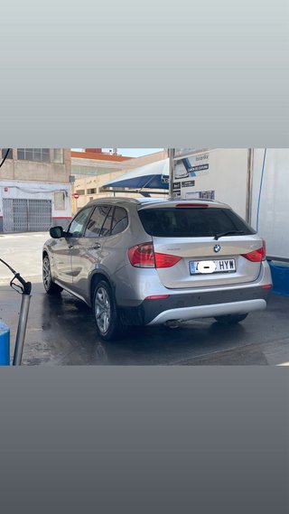 BMW X1 2011