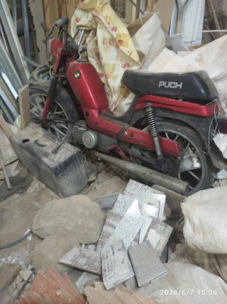 Ciclomotor antiguo Puch