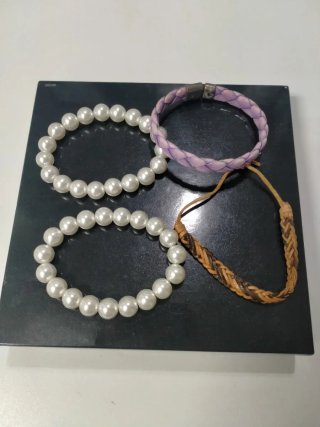 Pulseras