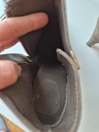 Botines tacón ante camel