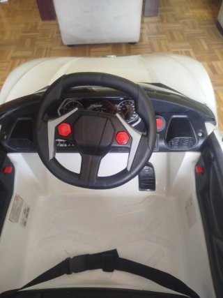 Coche Eléctrico Infantil Lamborghini.