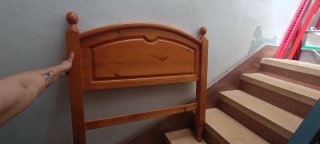 Cabecero de madera marrón cama individual