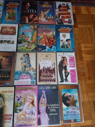 Lote de 28 Películas VHS