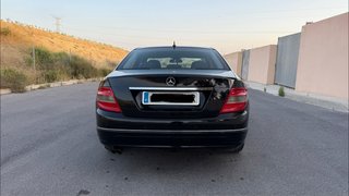 Mercedes-Benz Clase C 2011