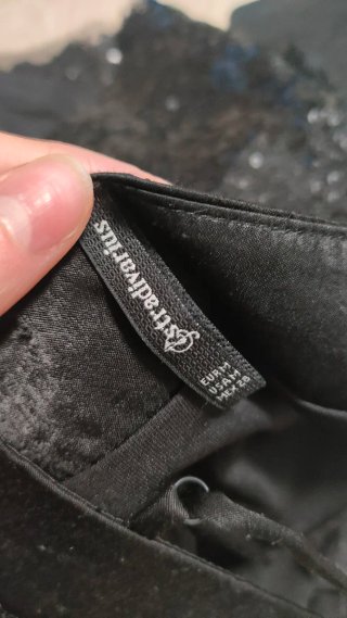Top lentejuelas negro tirantes finos