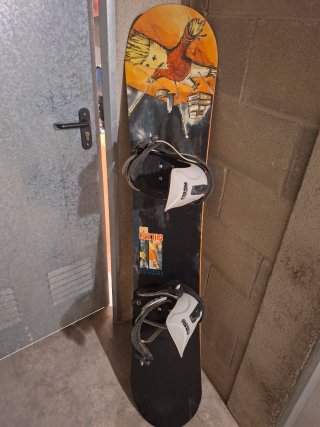 Tabla Snowboard con Fijaciones