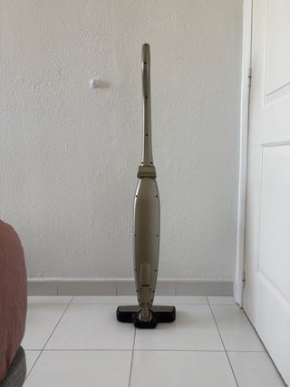 Aspiradora Bosch 18V sin bolsa y cable