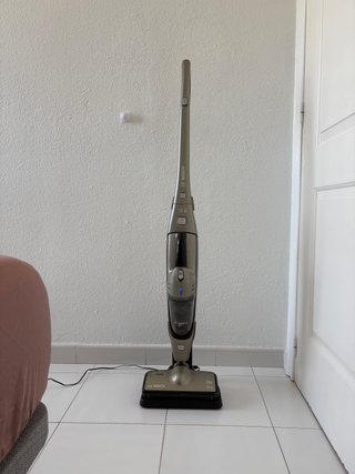 Aspiradora Bosch 18V sin bolsa y cable