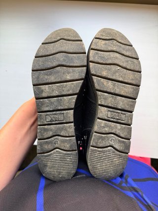 Botines negros con pelo