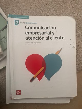 Libros de grado medio administrativo