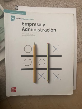 Libros de grado medio administrativo