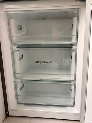 Nevera combi LG thinQ acero inox