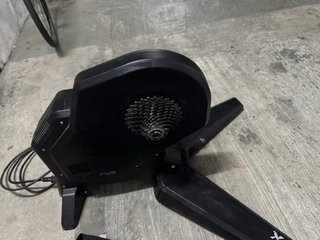 Rodillo Tacx inteligente con carrete montado de 11